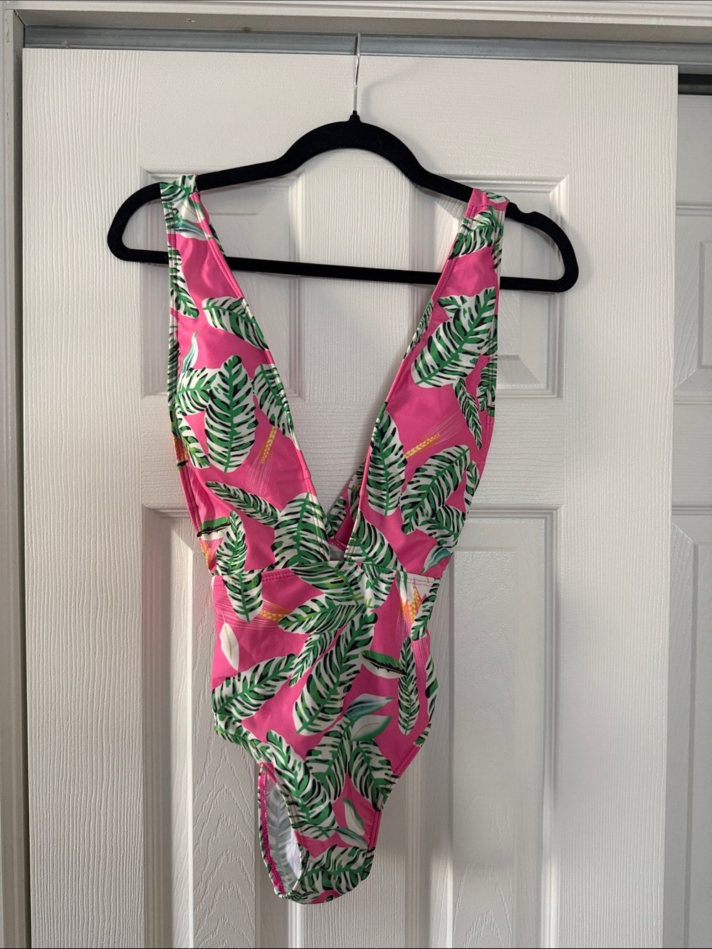 Goodnight Macaroon Pink Tropical Leaf One-Piece Swimsuit